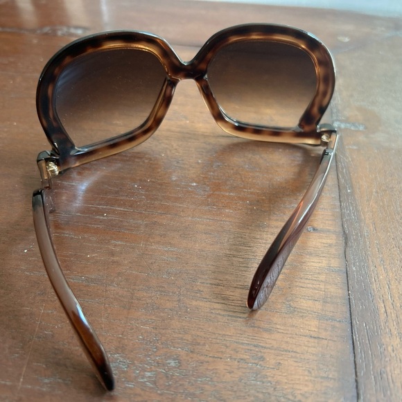 Marc Jacobs Sunglasses - Picture 4 of 8